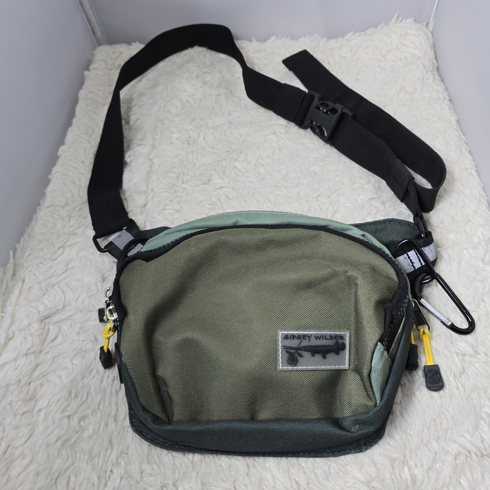 Sipsey Wilder Crossbody Bag Adjustable Green  Zip Fanny Pack Hip Cooler Hike Run